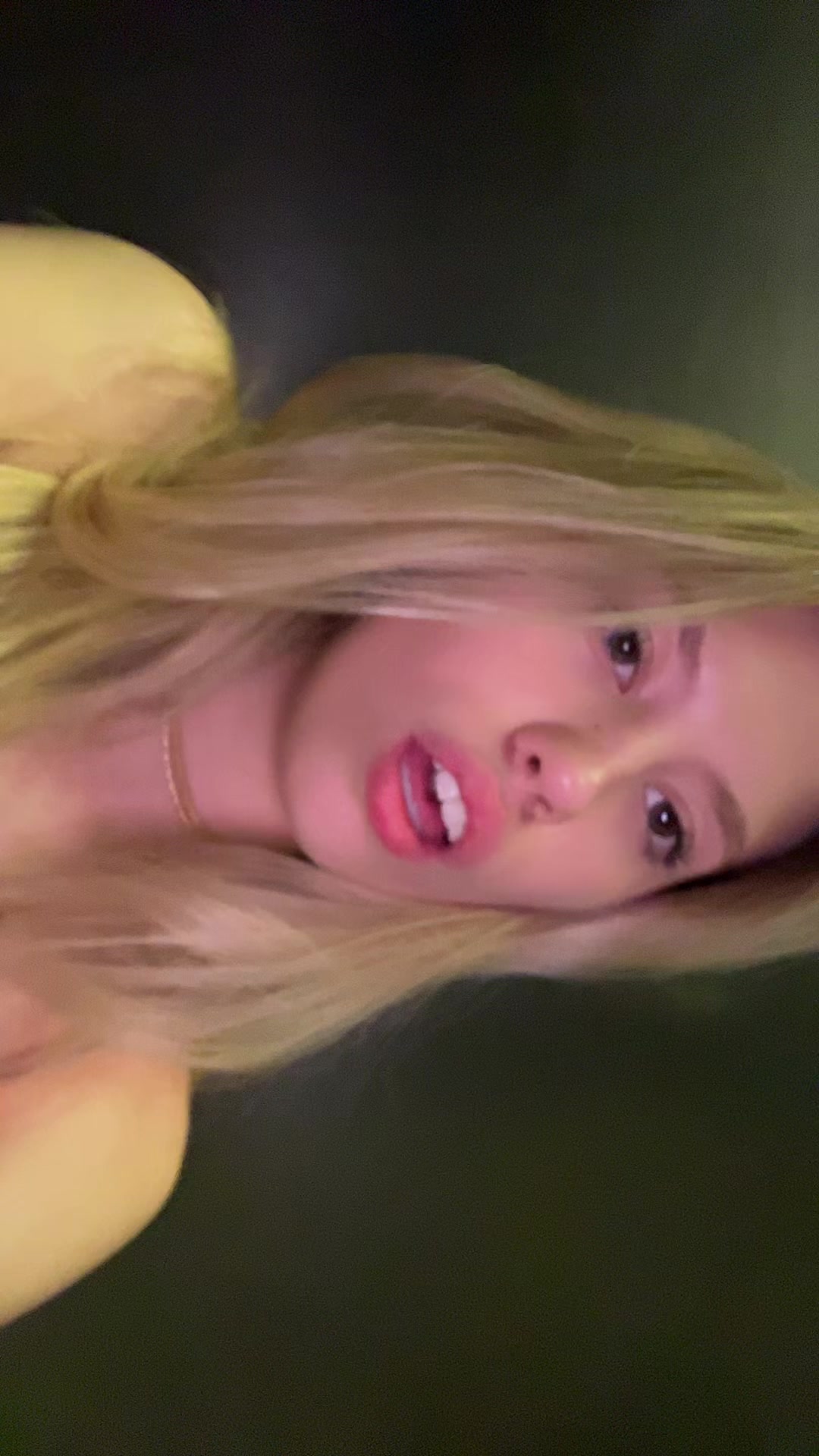 @лизаааа👄