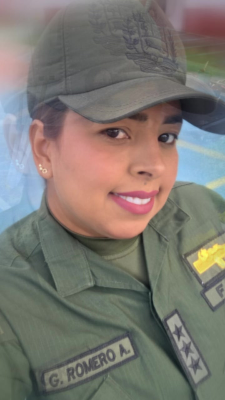 @Genesis Romero
