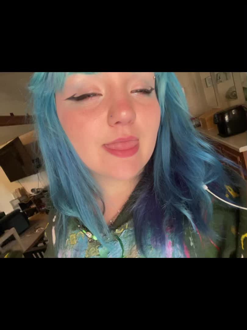 @Madiii