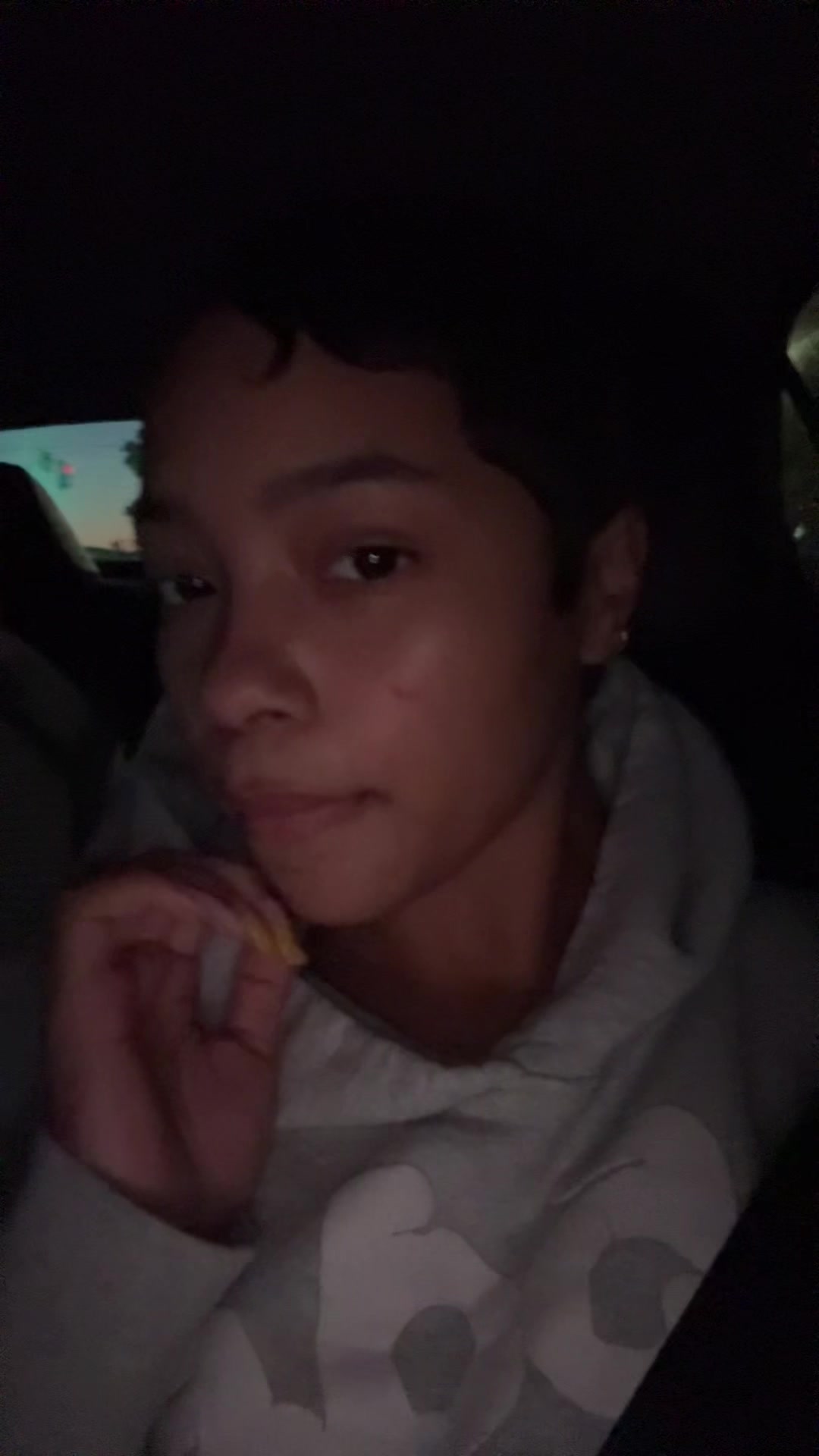 @b.