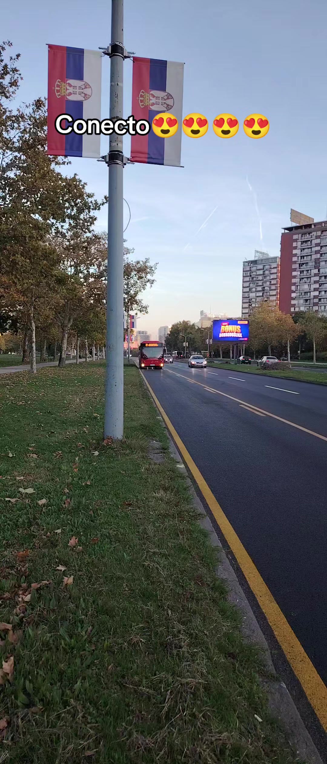 @Autobusi