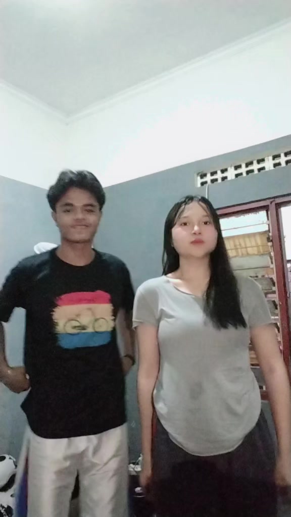 @Ellen🧑🏫