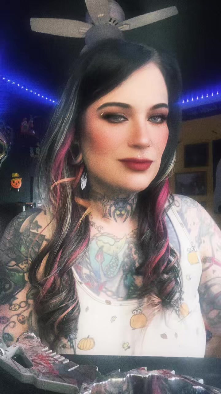 @Dollifilth🔮🌙🦷