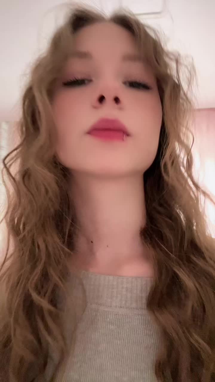 @vvv