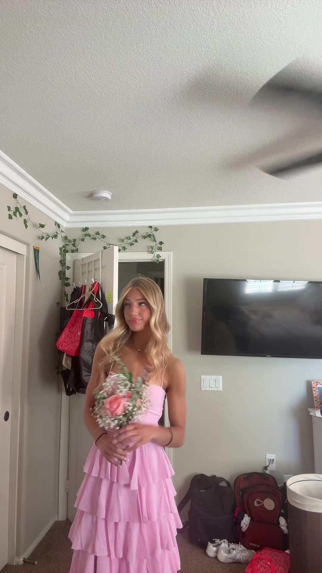 @user777729353