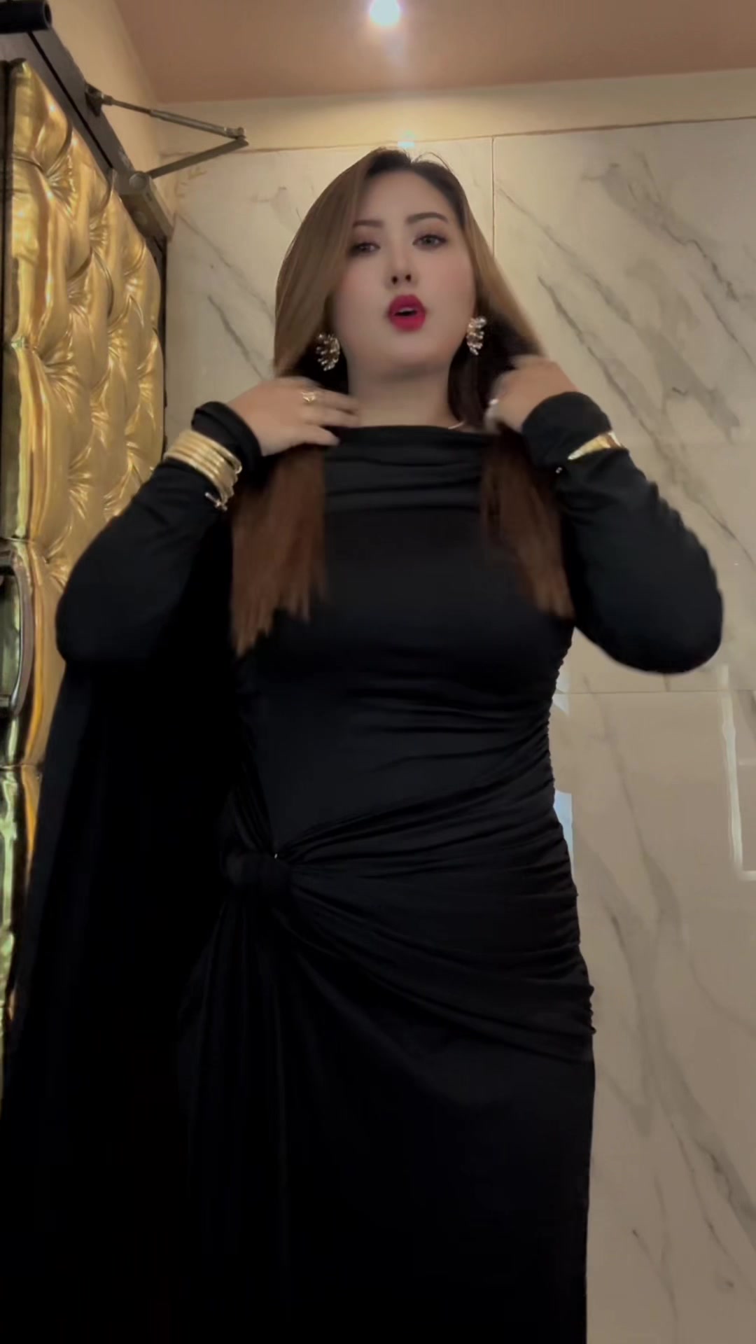 @Muna🍀🌸