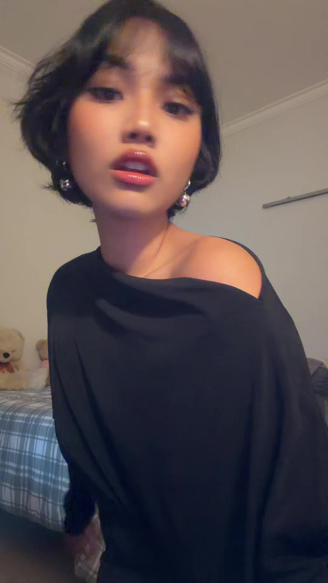 @whiteskkeleton