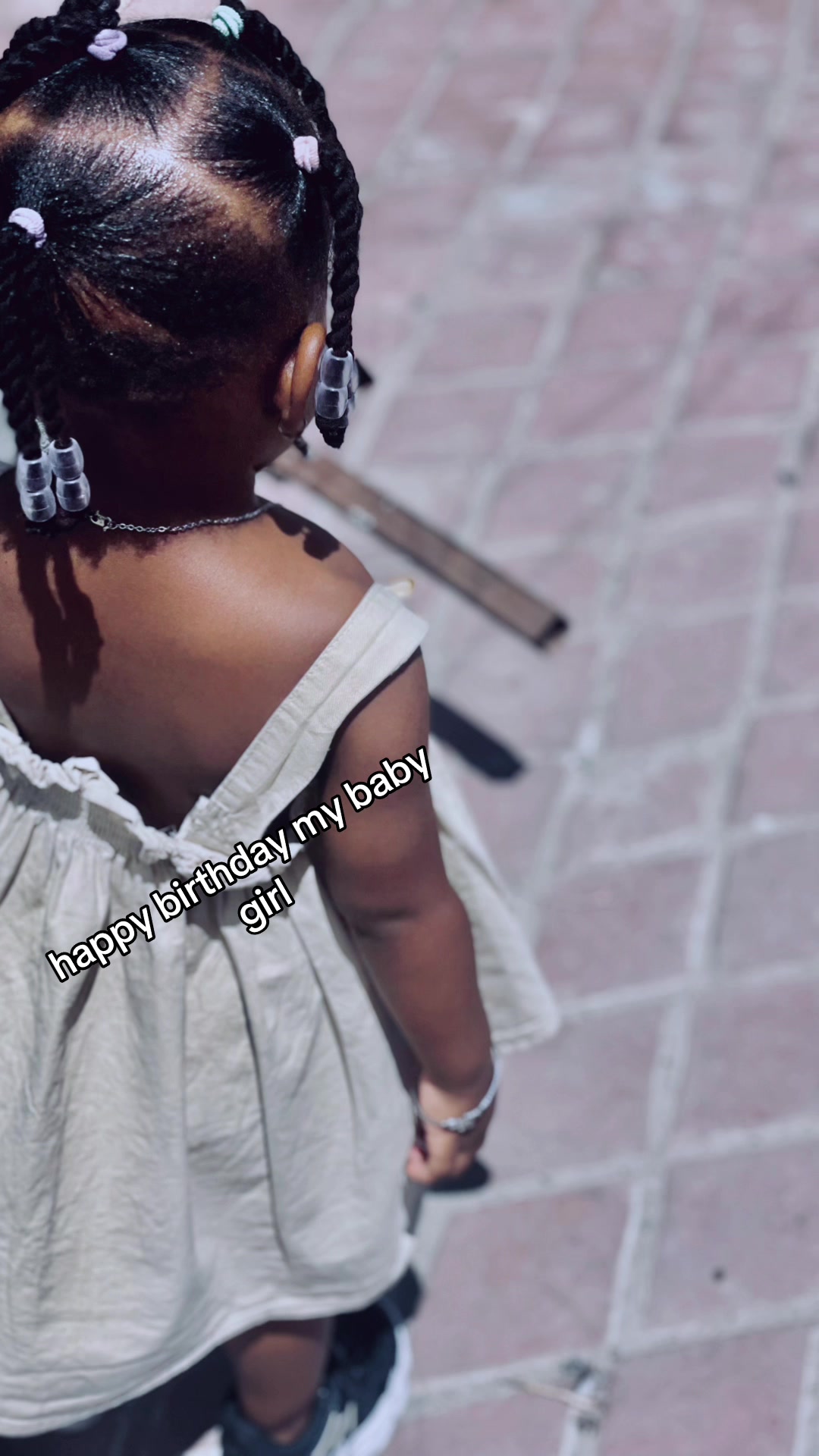@unique wear&handmade design🦋