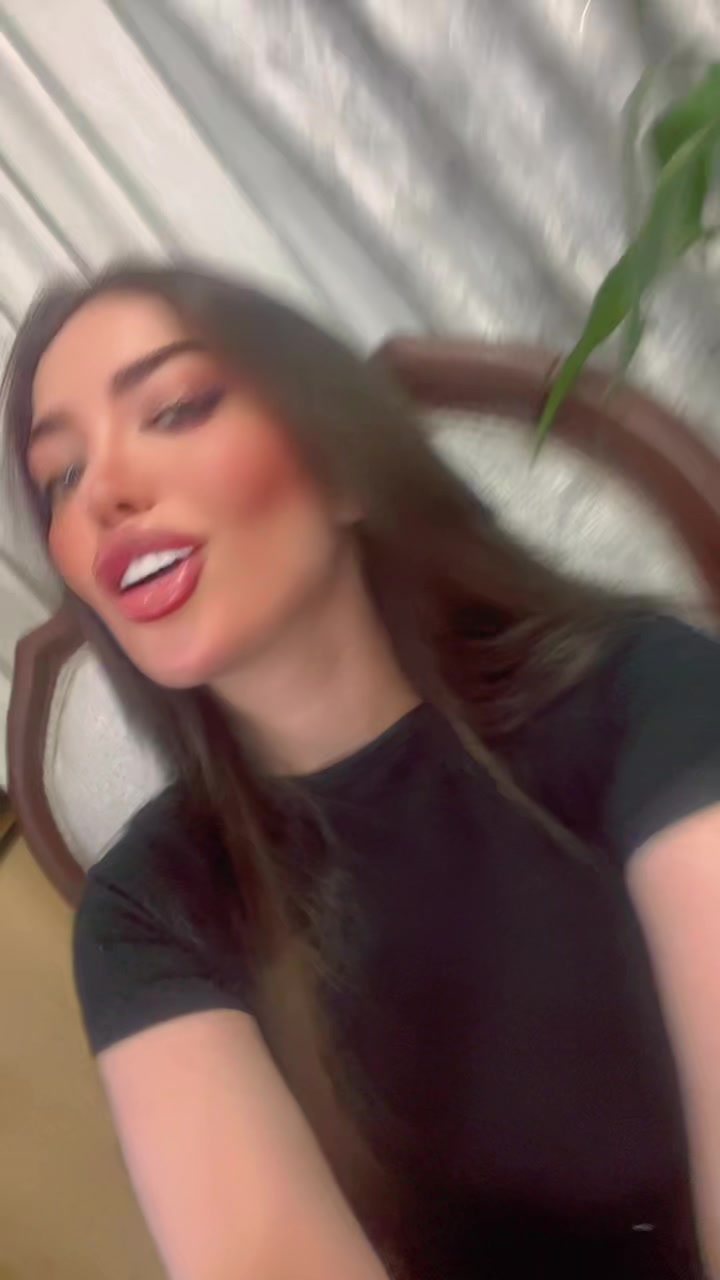 @donyaabbasi2003