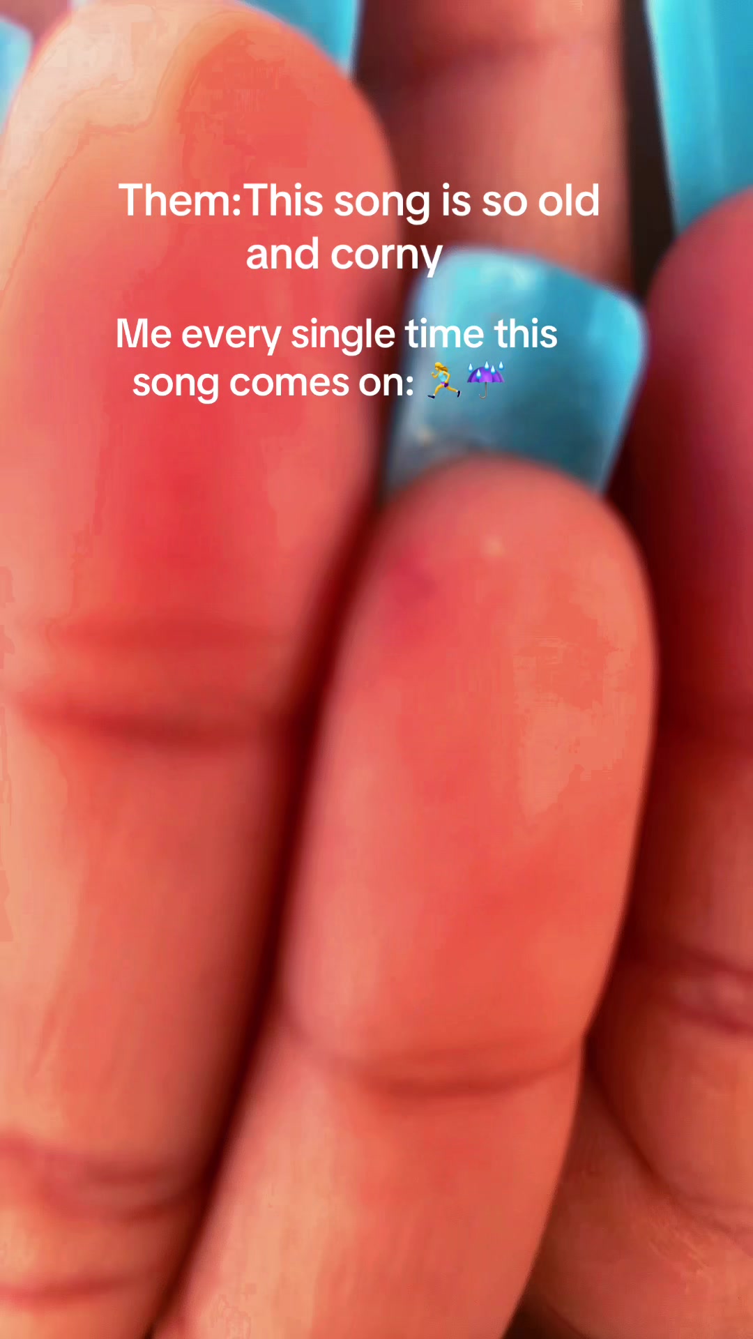 @Alinna 🦋