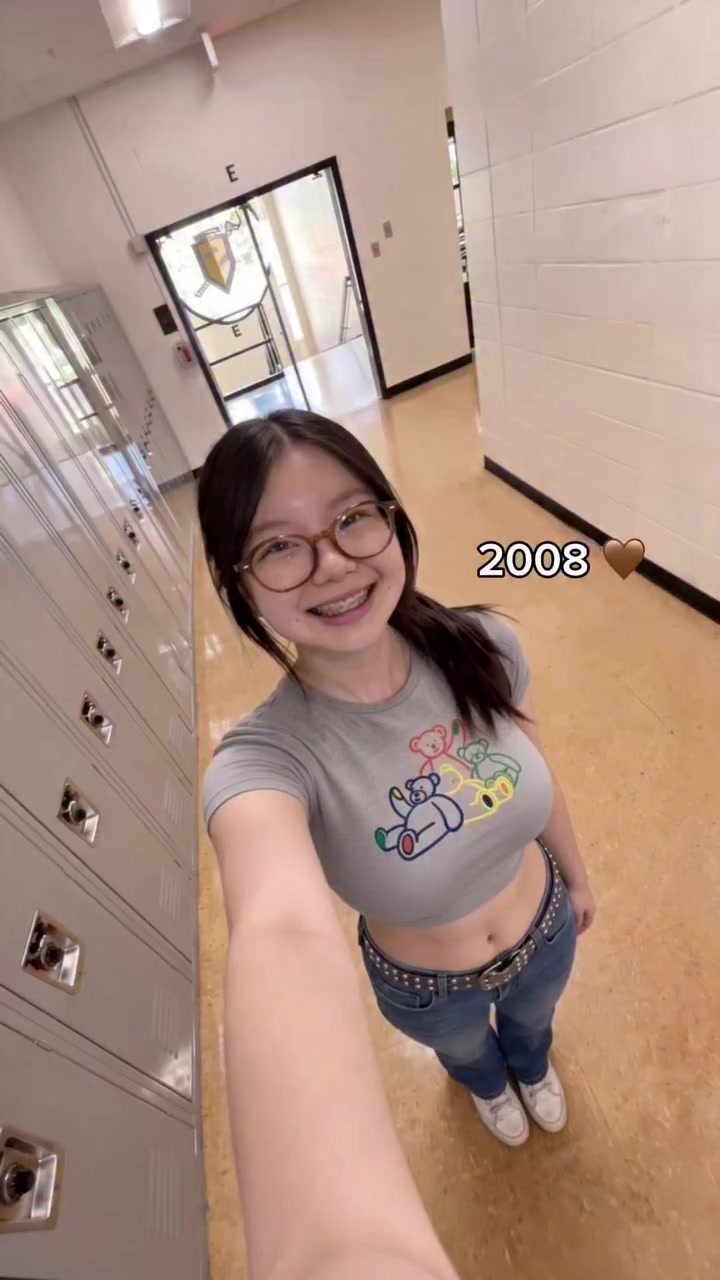 @Eva_Chewy