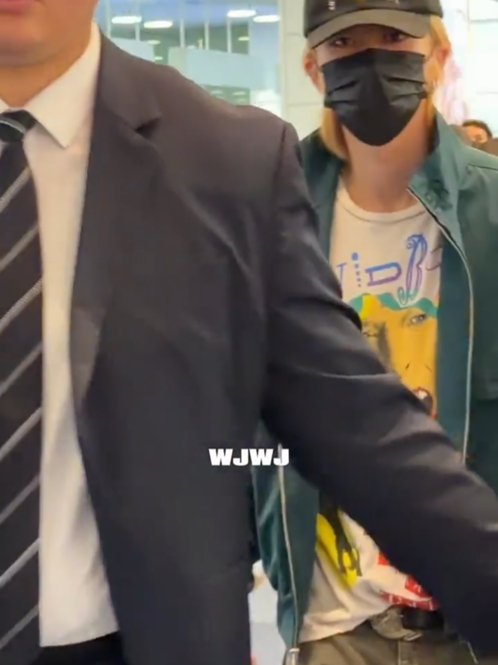 @haze.ly *ೃ༄
