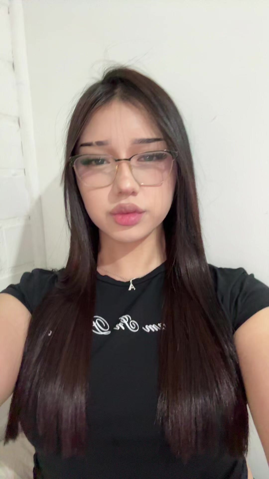 @️