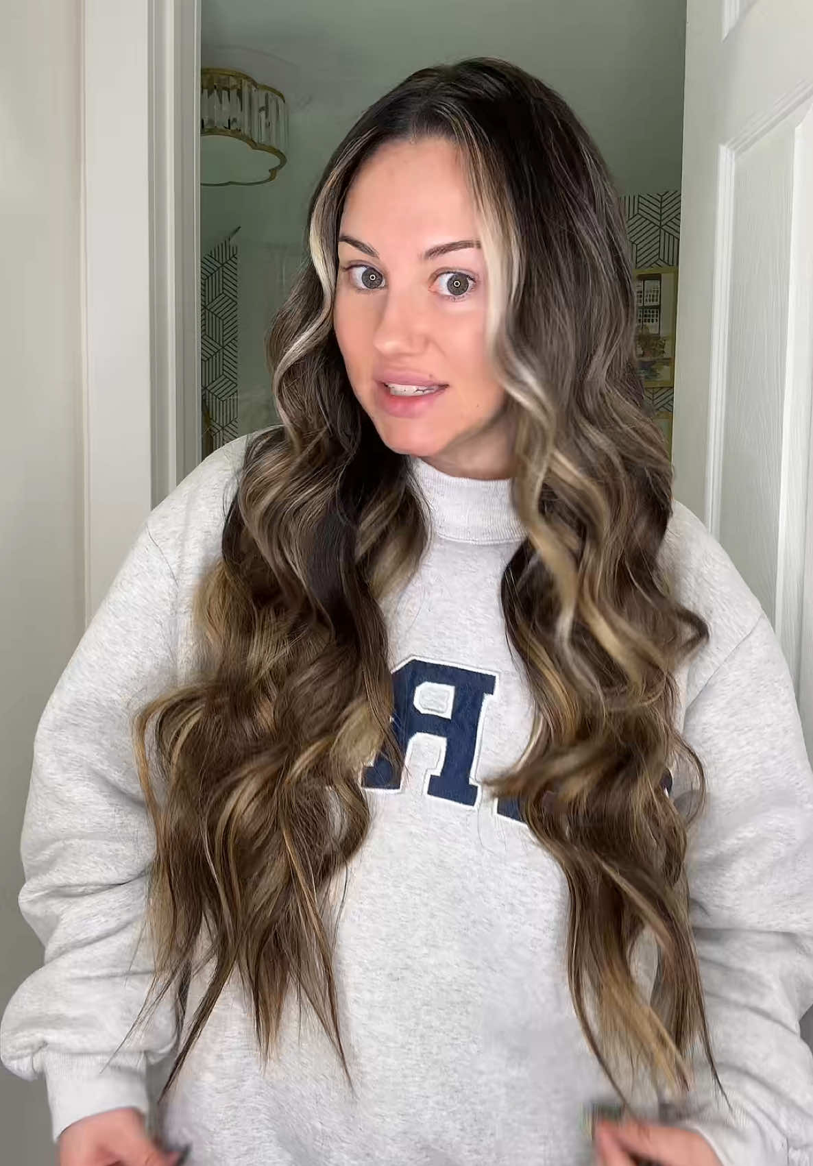 @Alyssa Paige | Ohio Creator