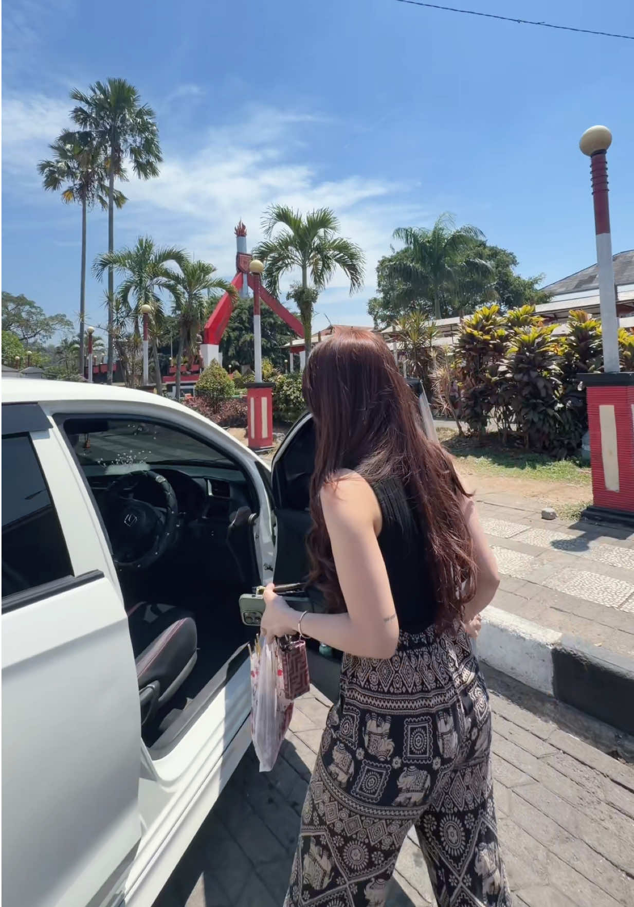 @ebbii