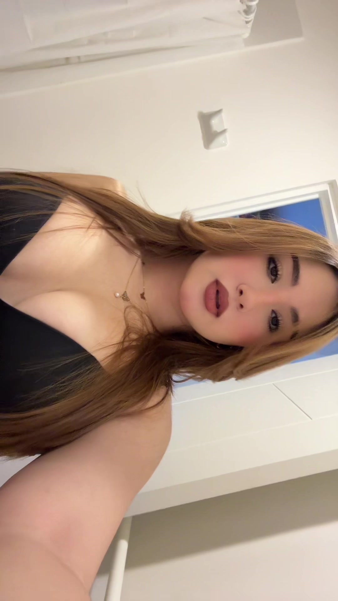 @lauraelhamaoui_