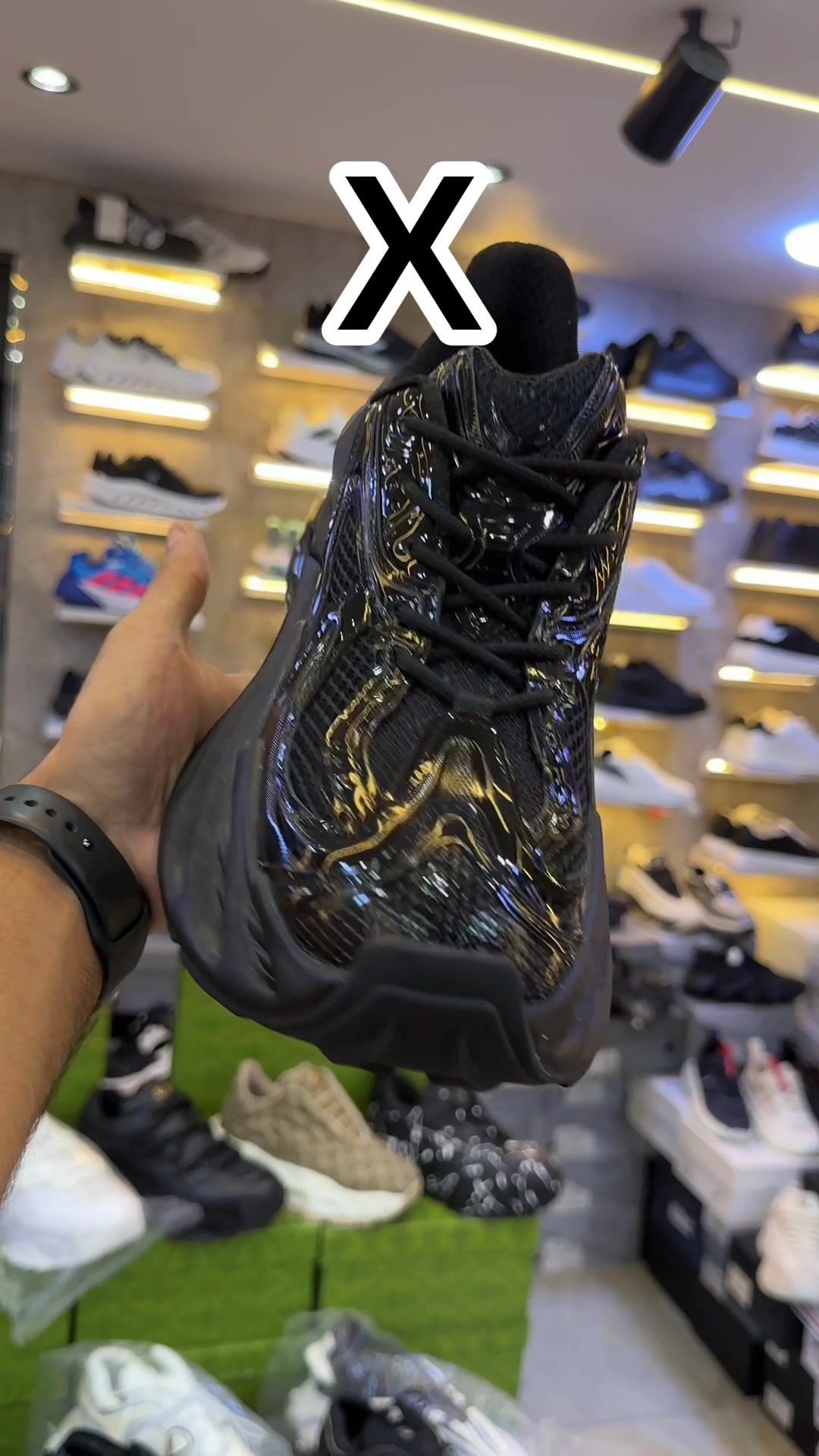 @Manettishoes