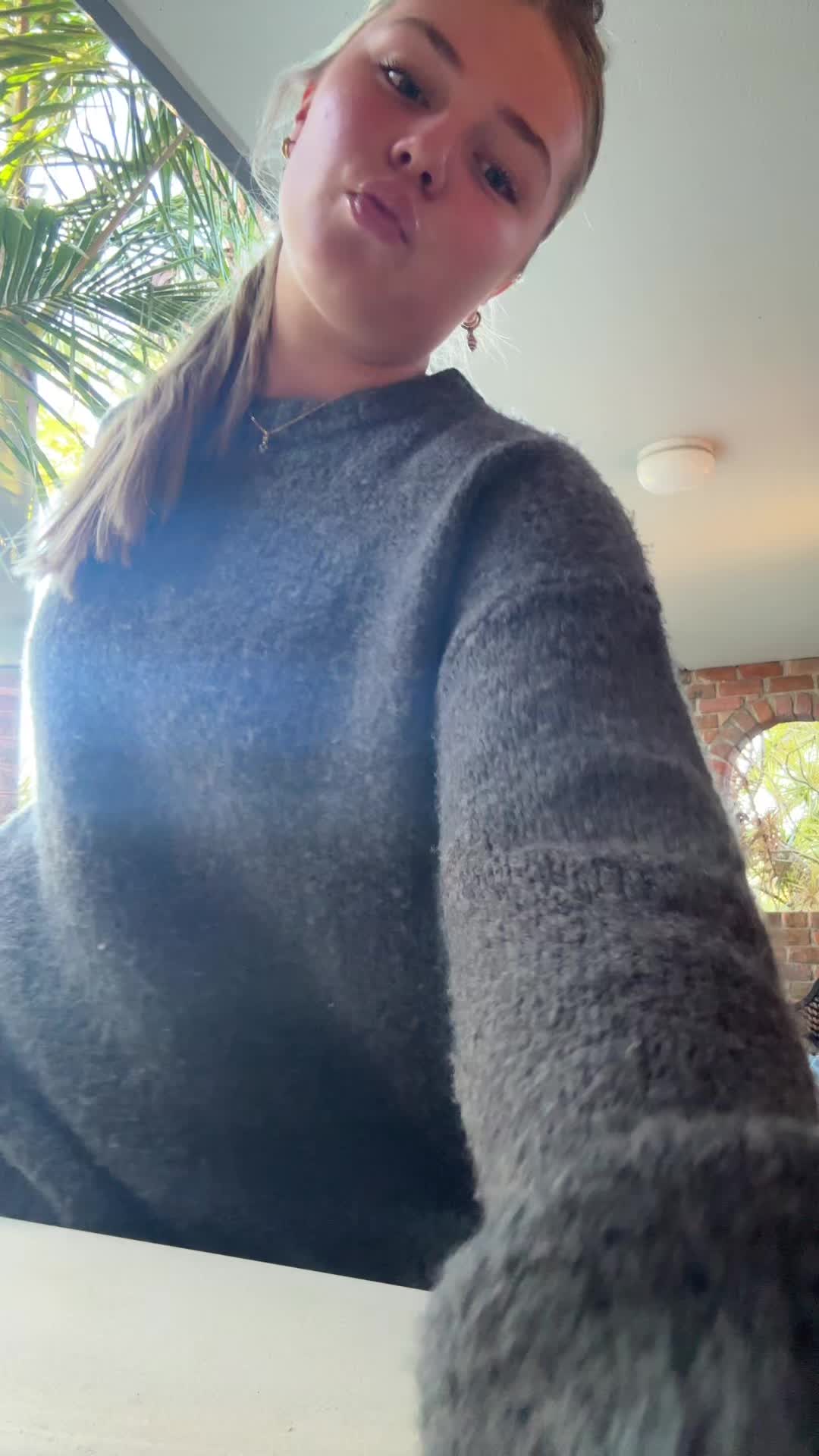 @Chloessecond