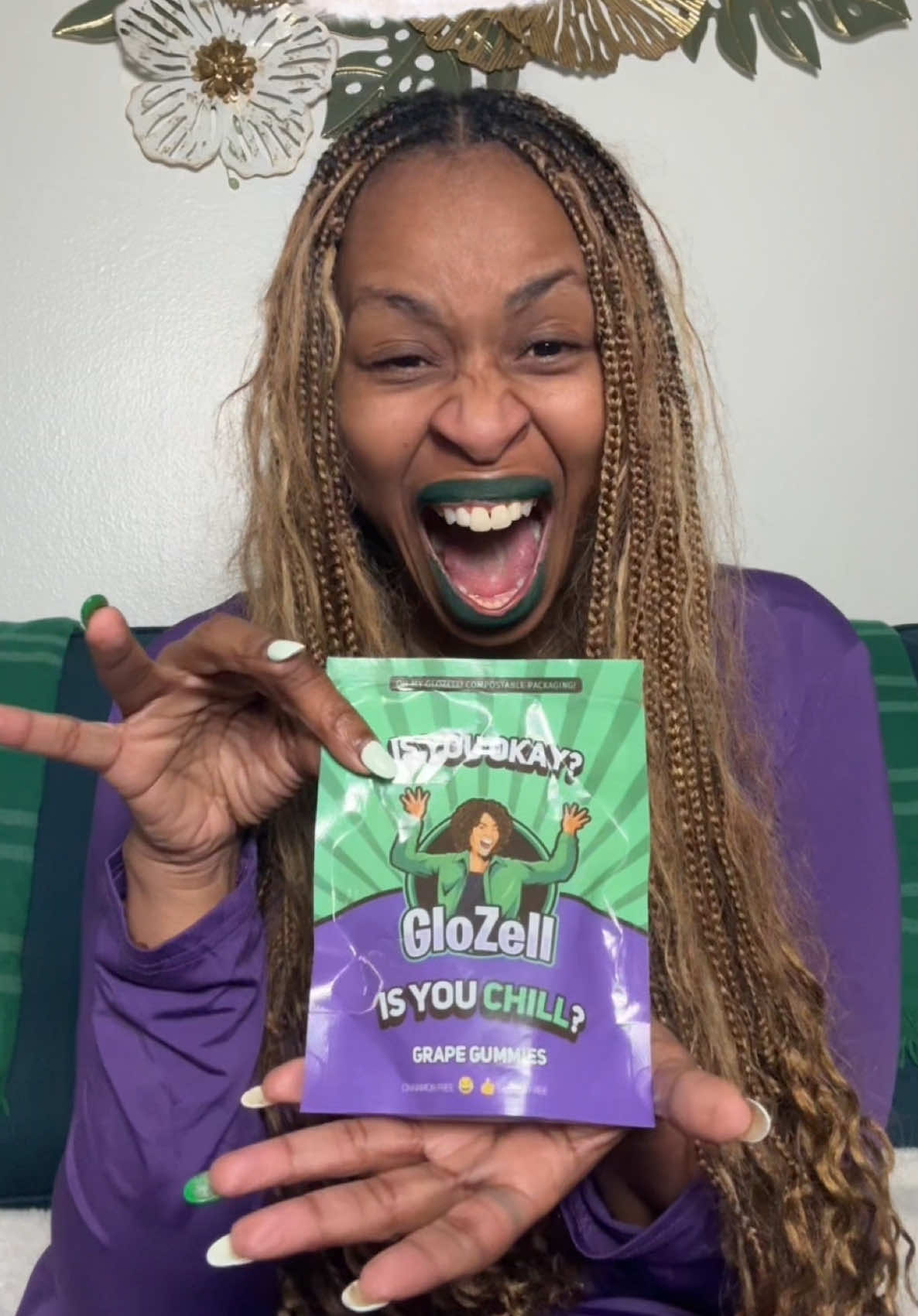 @GloZell