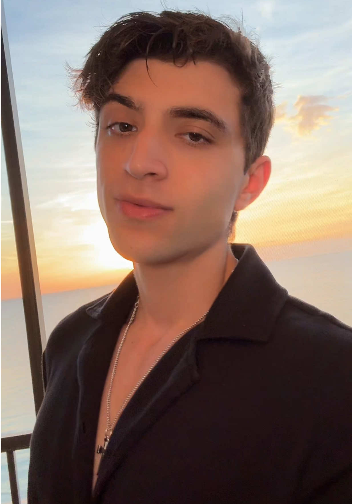 @charlie 🐦🔥