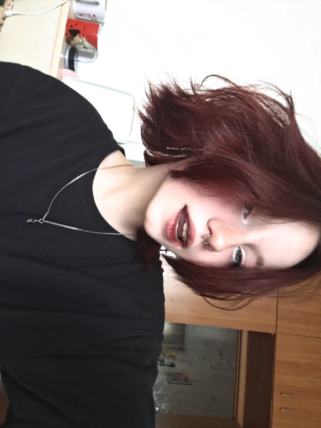 @кис
