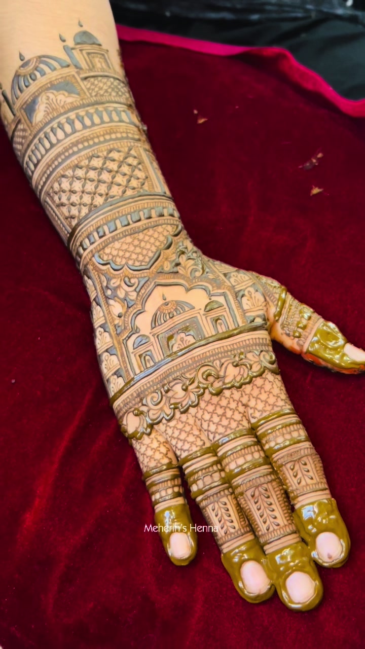 @Meherin's Henna