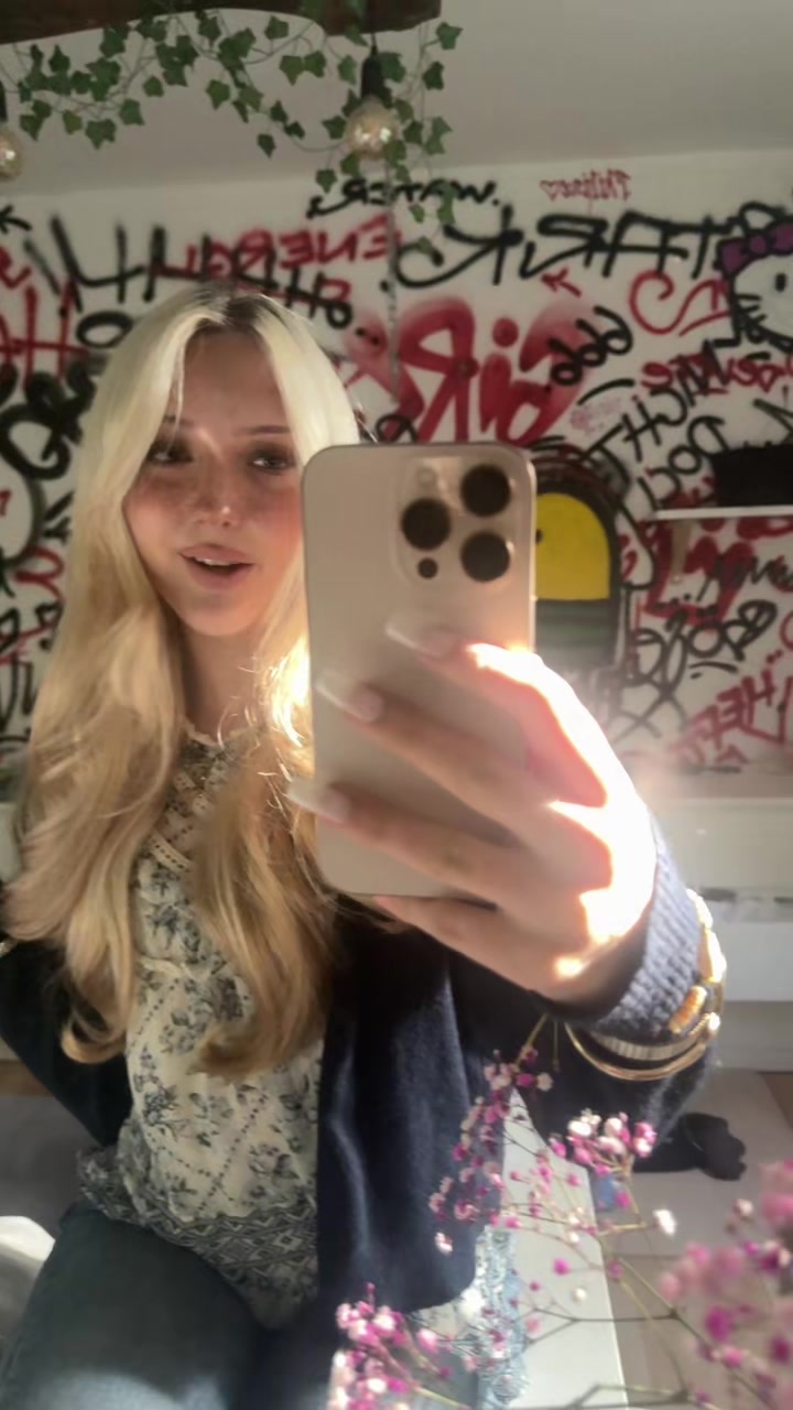 @felicia🪽