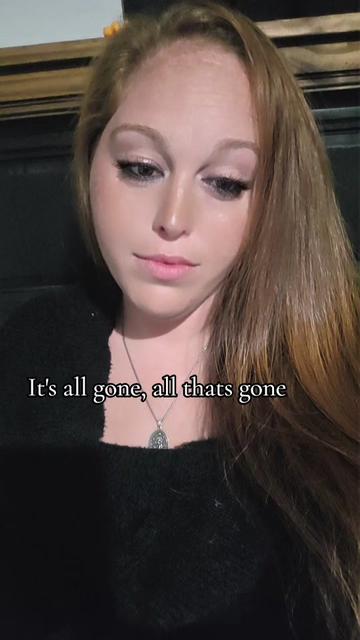 @🧜♀️💔Lost@SeaRedSiren💔🧜♀️
