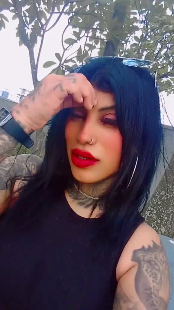 @මැනික්