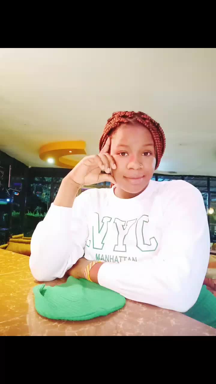@thee2542