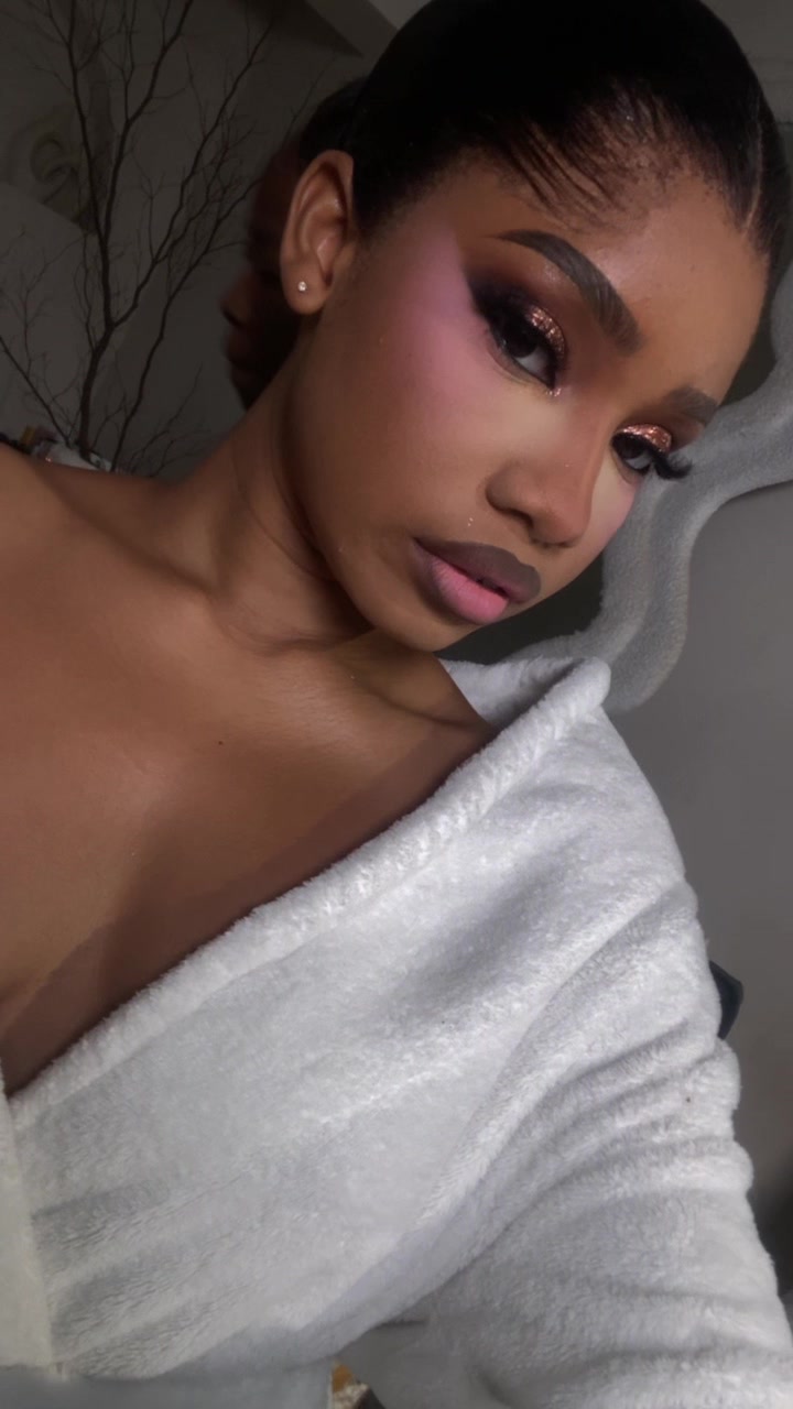 @alfredjessica_