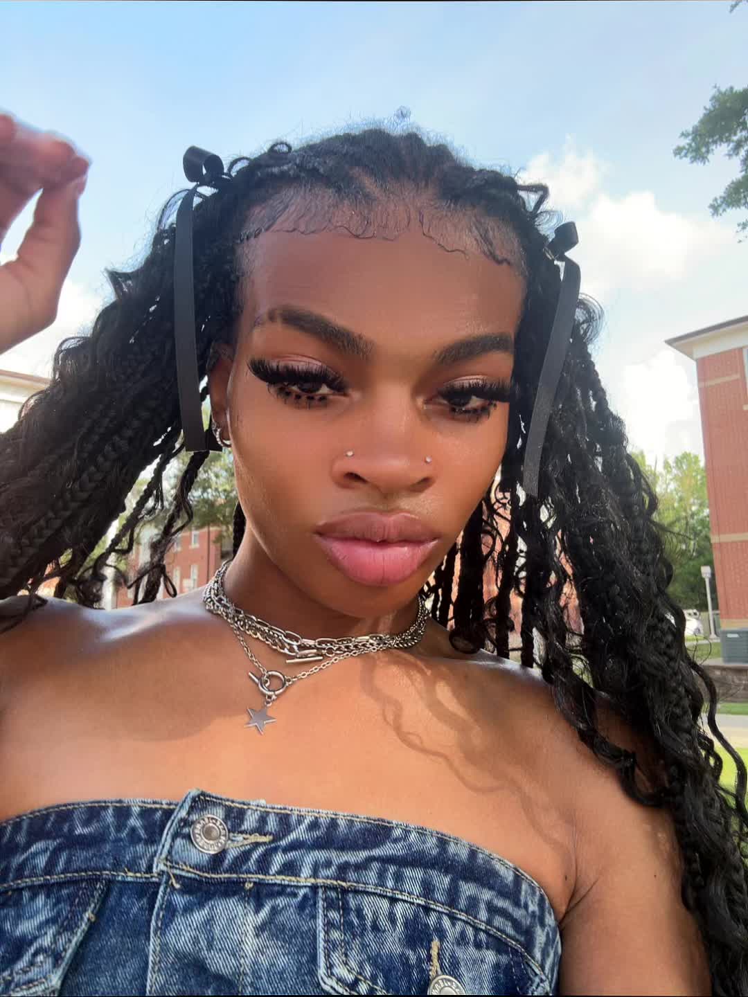 @Zi 💫