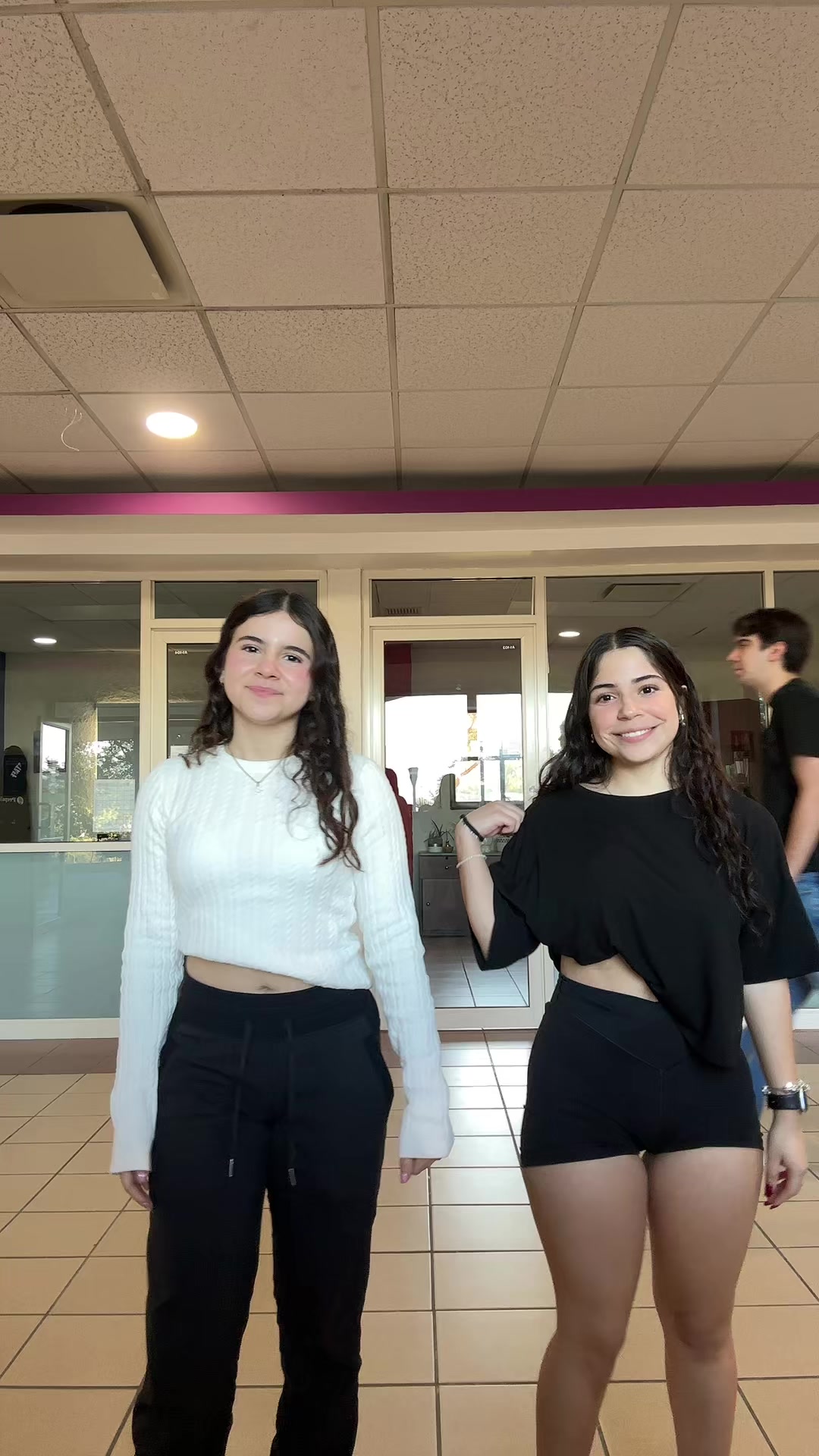 @lobasauuuu