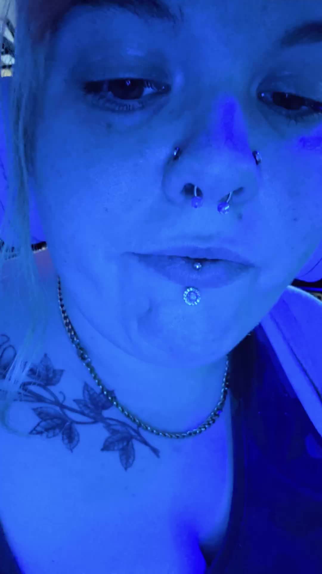 @itsRoseyBitch00 ☑️
