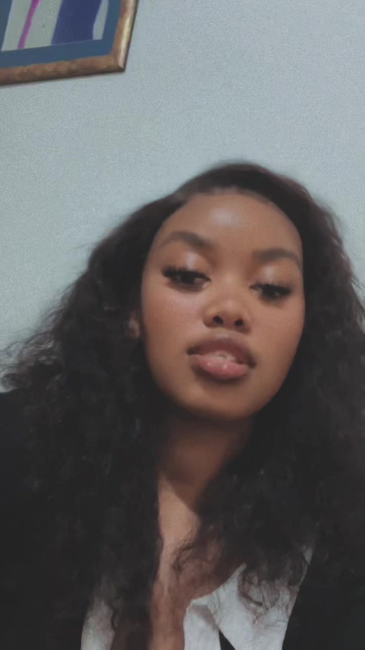 @Sas🦋