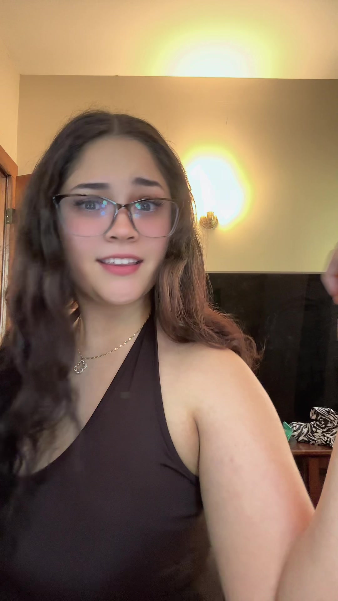 @ashleydueno