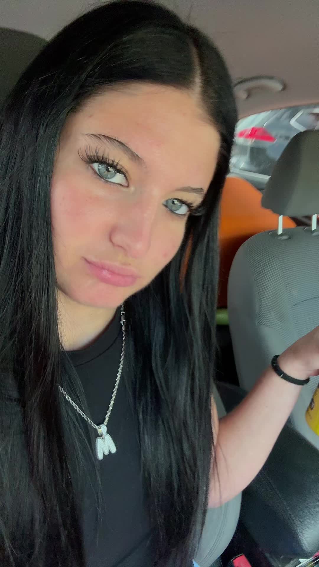 @themerrittshow