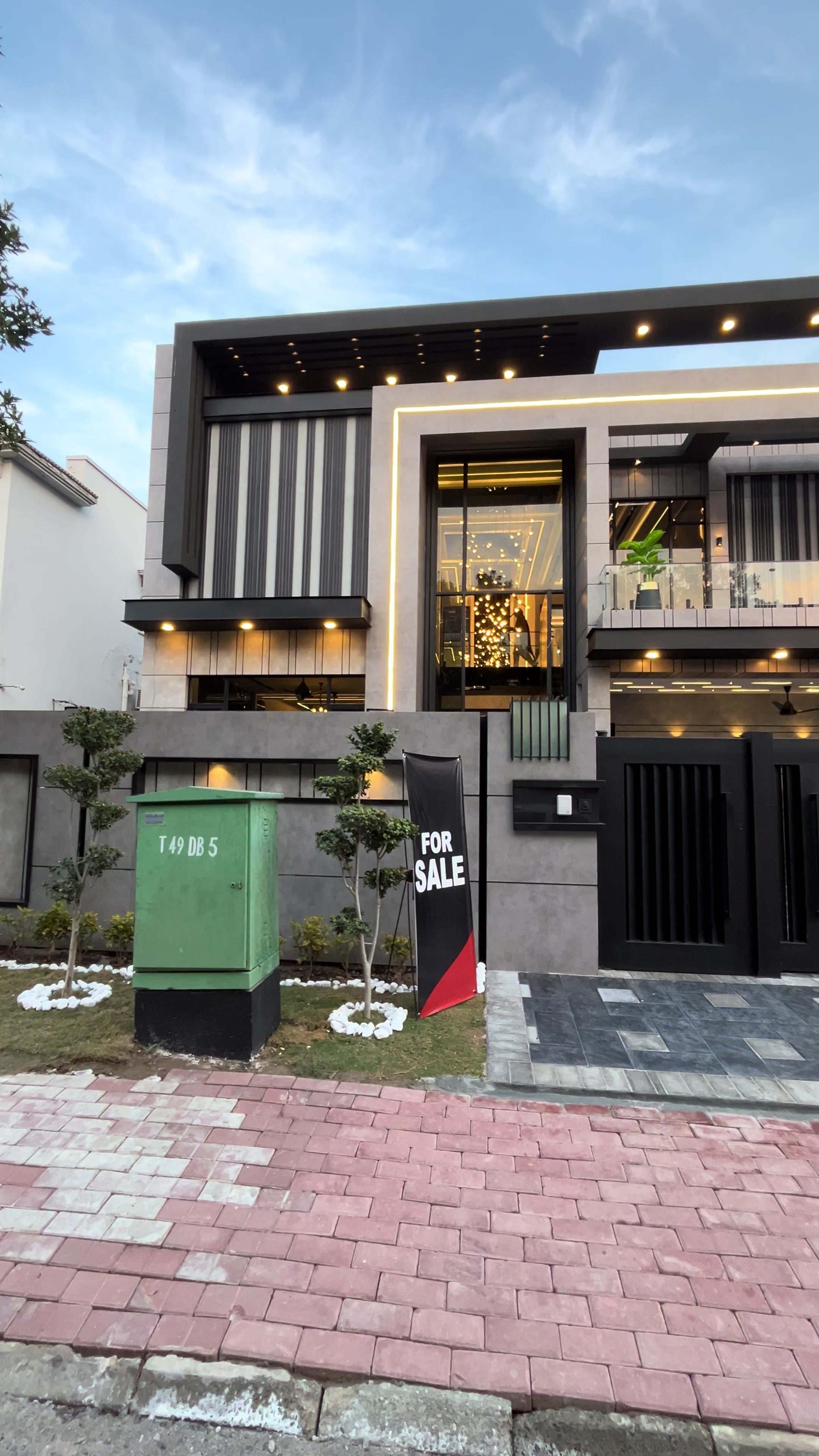 @shahroz_realestate