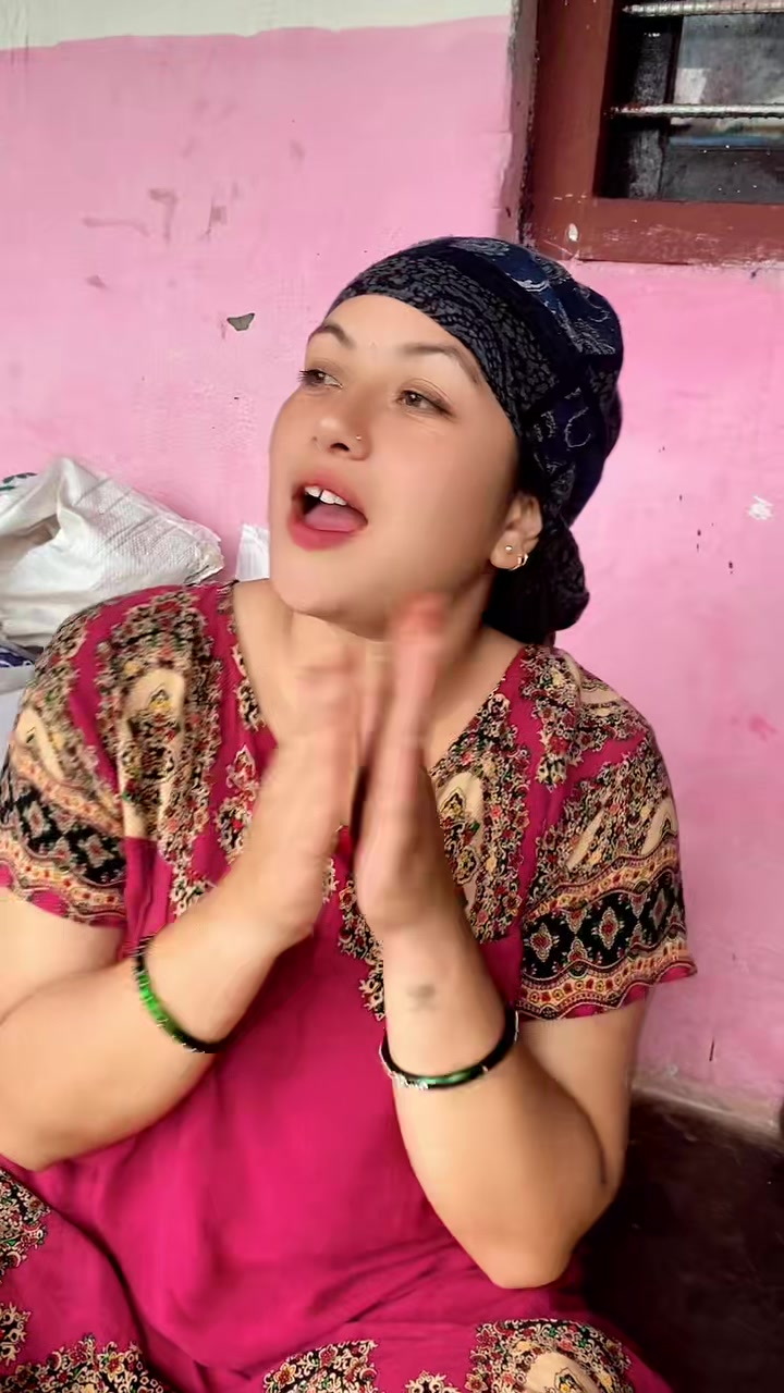 @Kajal chhetri💫