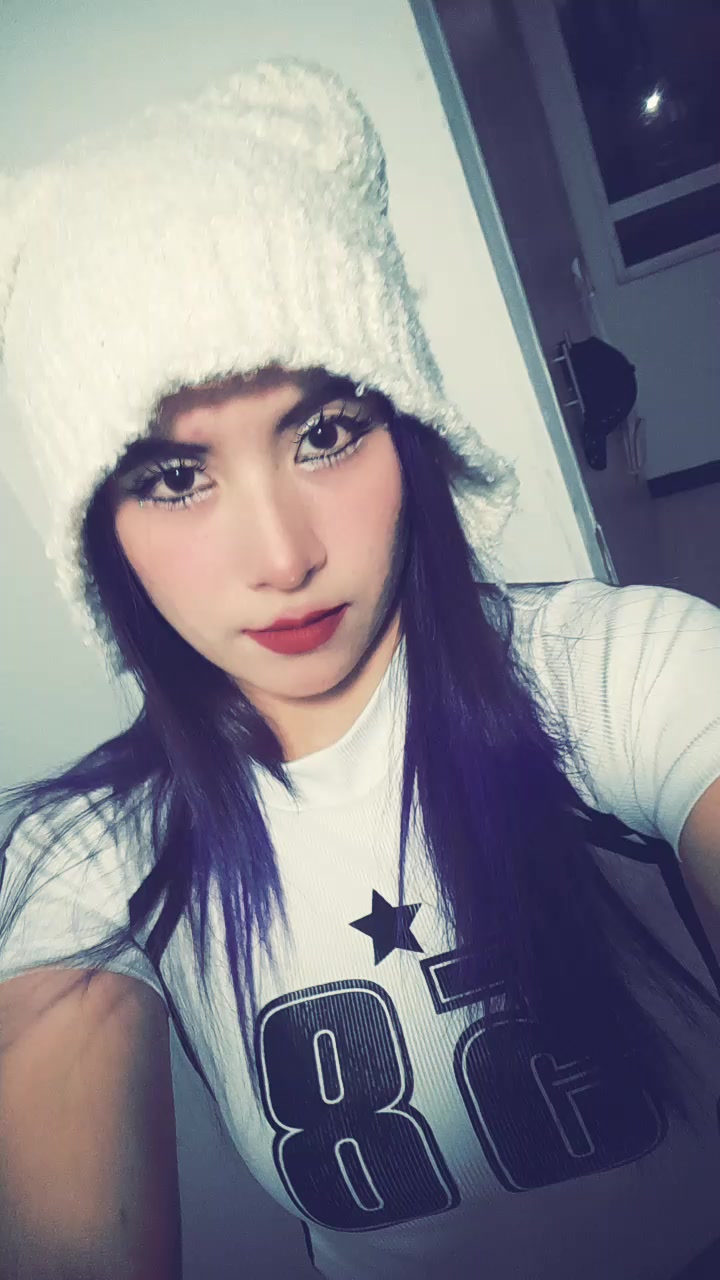 @laulau2323
