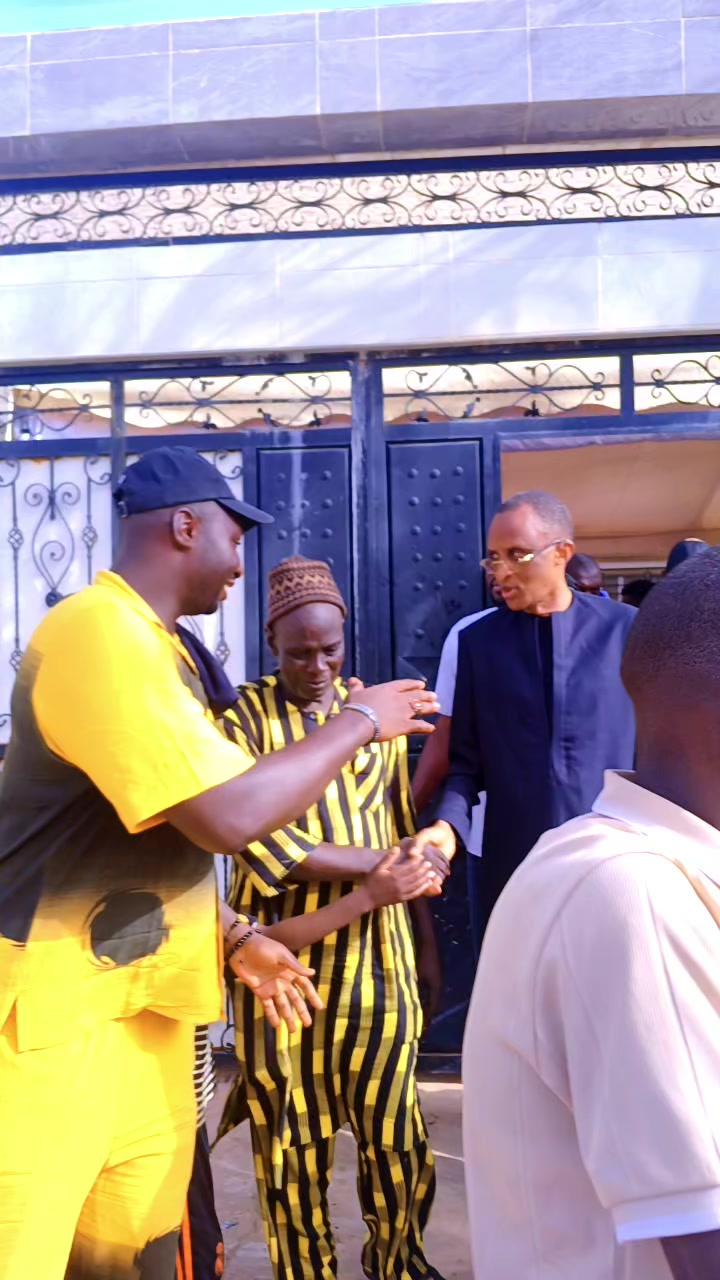 @JOLIE AMADOU BA OFFICIEL