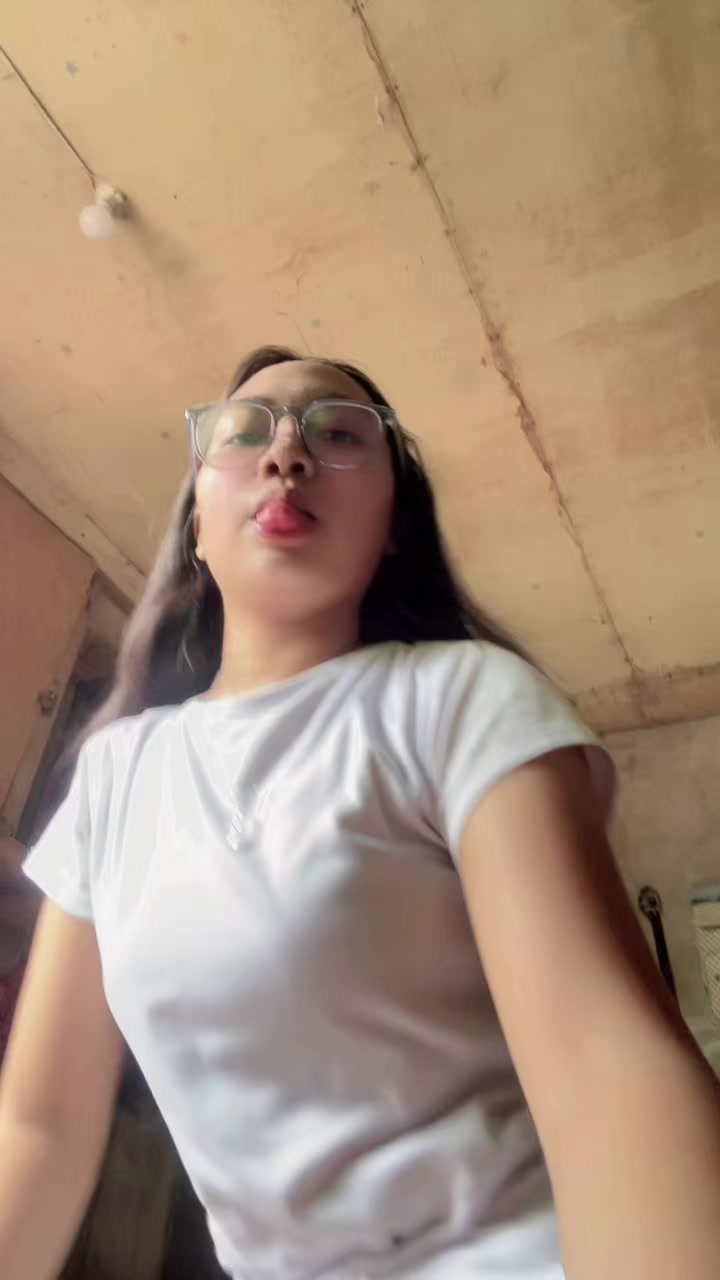 @Urlynn.