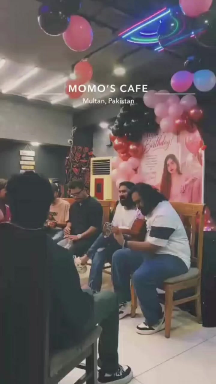 @Massoom 💓