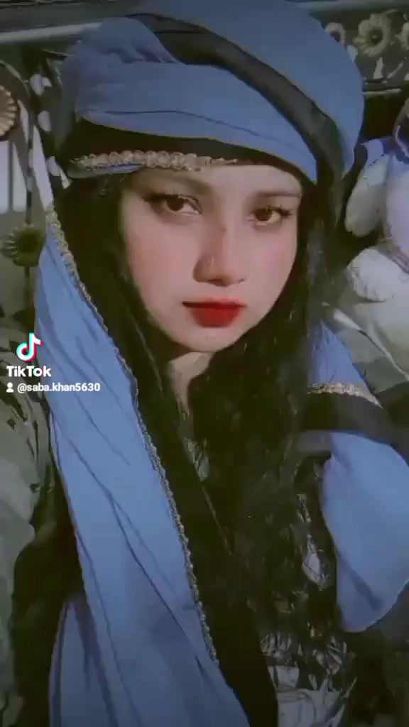 @SABA KHAN official ❤️🇵🇰