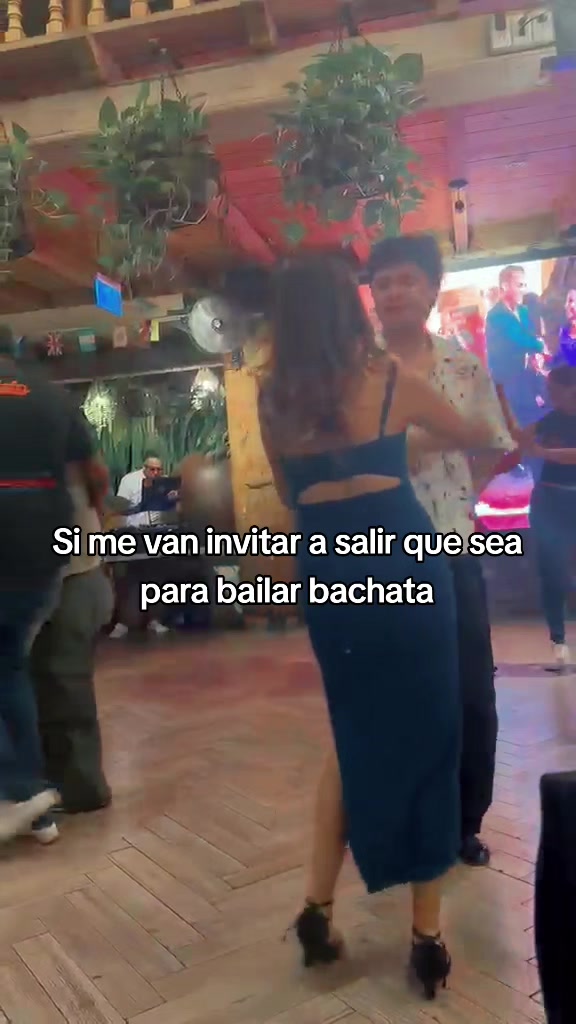 @Nadia Isabel Flores