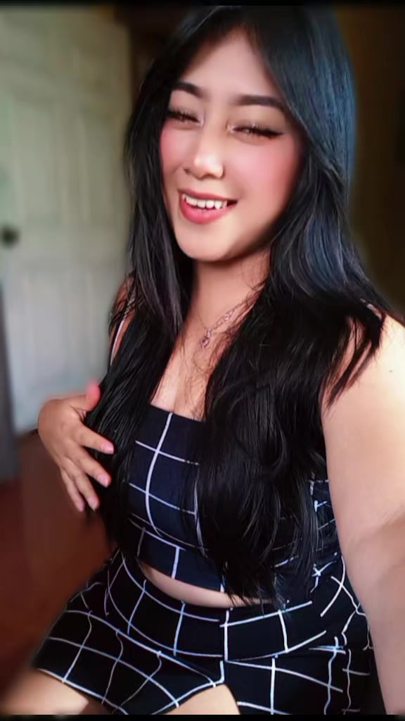 @꧁♡𝐸𝓼𝓽𝓮𝓯𝓪𝓷𝔂♡꧂