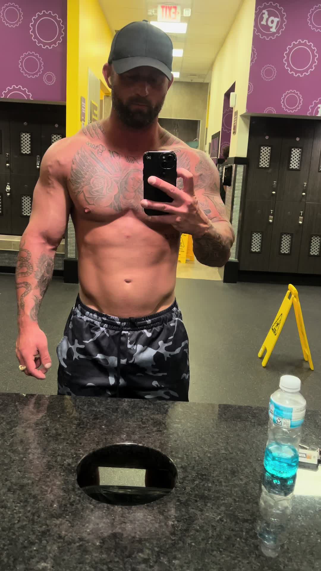 @richieswollerton