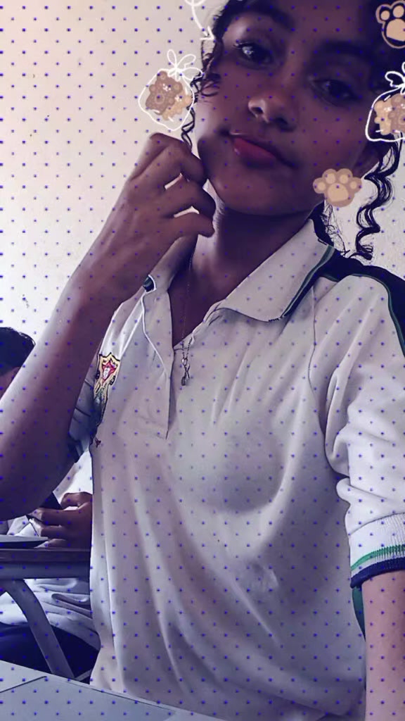 @Lau 🌸!!.