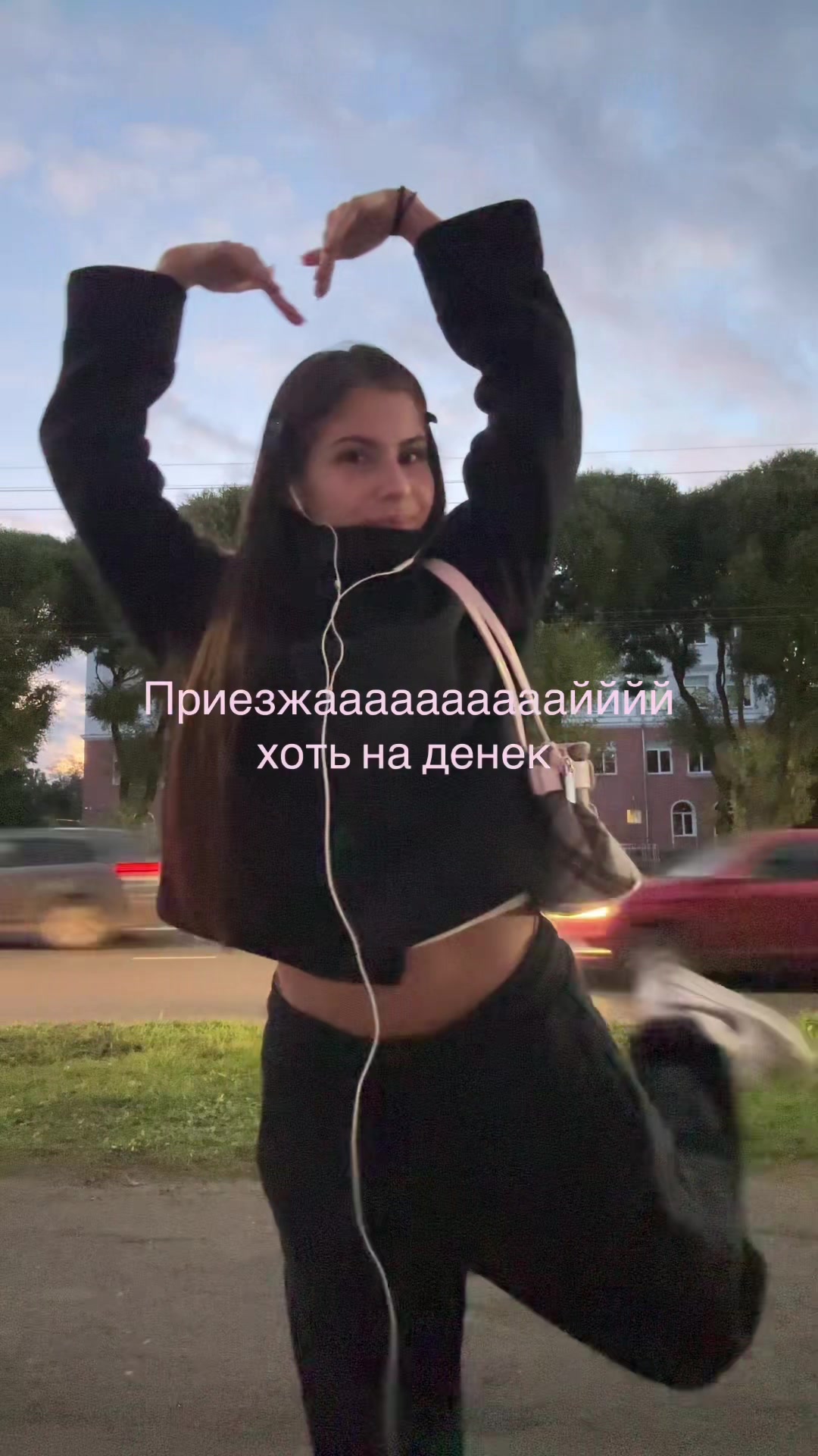 @shhilooo