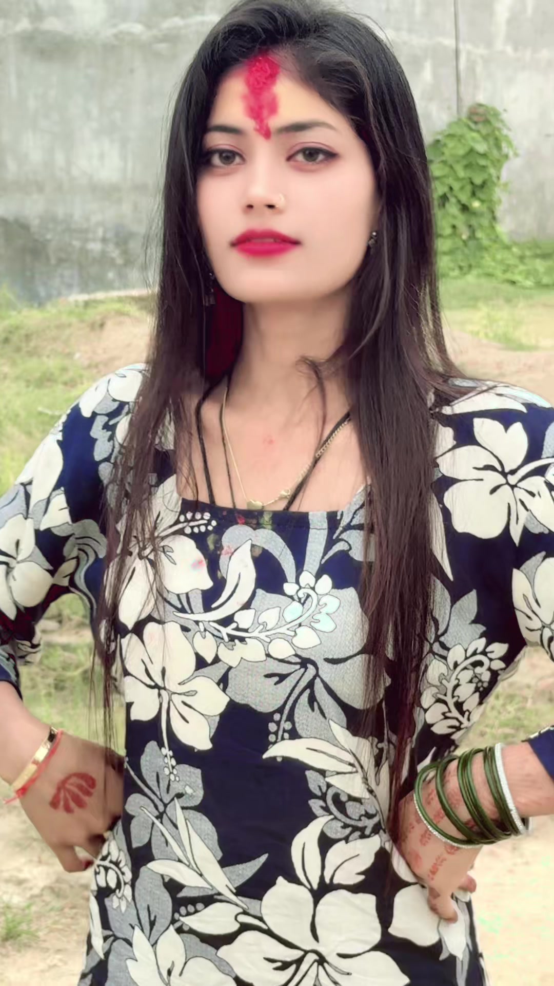 @🦋queen Manisha👑🩷🦋